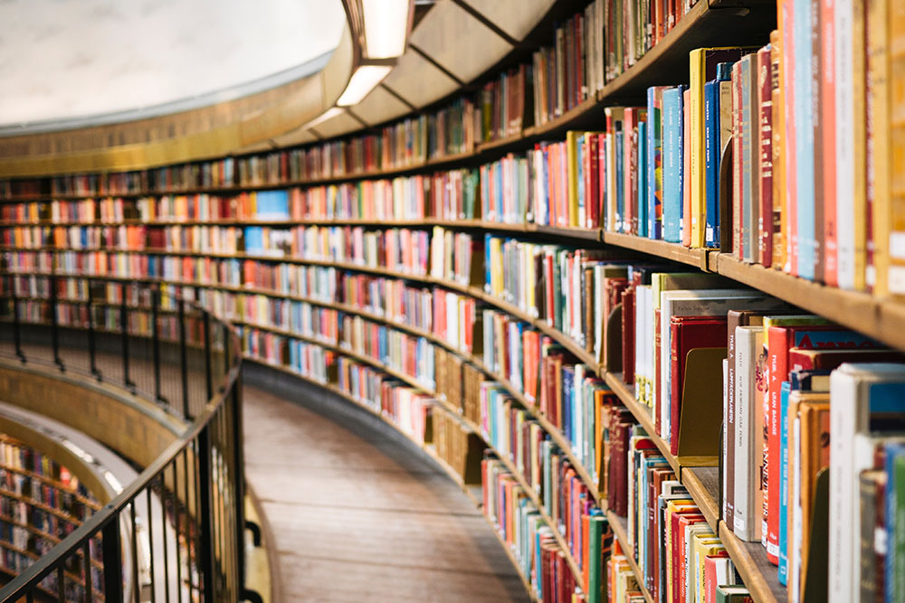 Книги по общению и коммуникациям: читайте их или теряйте покупателей